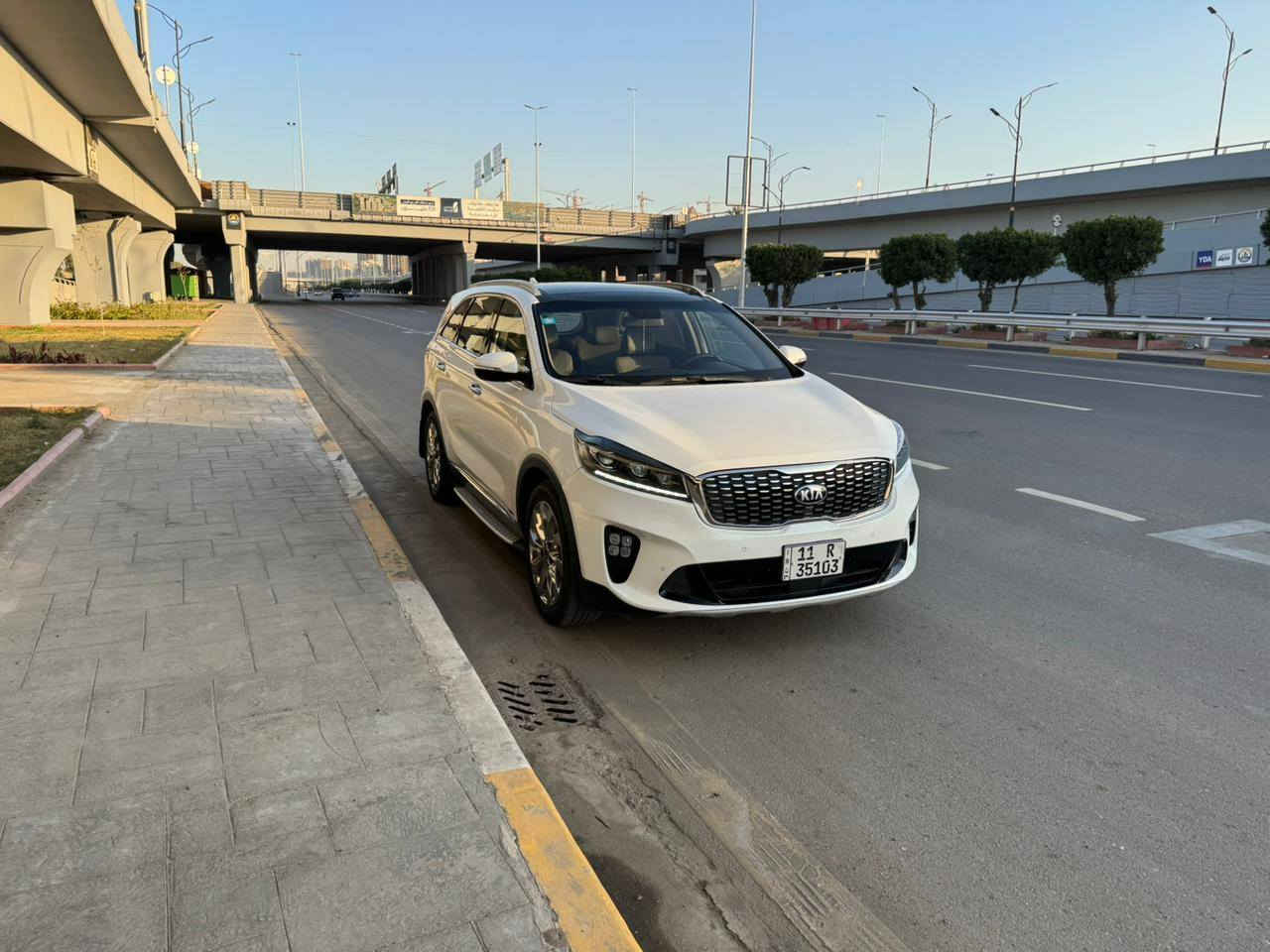 السلام عليكم
سورنتو خليجي 2019
السيارة كفالة 
بارد بالبنيد 
فول مواصفات واحد على واحد 
غرفة جلد 
كراسي كهرباء
خمس بصمات 
بصمة تشغيل 
فتحت سقف بنراما
ماشيه ١٠٠ الف كيلو حقيقي 
كراسي كهرباء
كراسي تدفئة تبريد
جنطه كهرباء 
هاند بريك بصمة 
رقم جديد وسنويه جديدة
موجود بغداد الكرخ 
السعر 245 مجال بسيط
للتواصل ***********
متوفر واتساب
