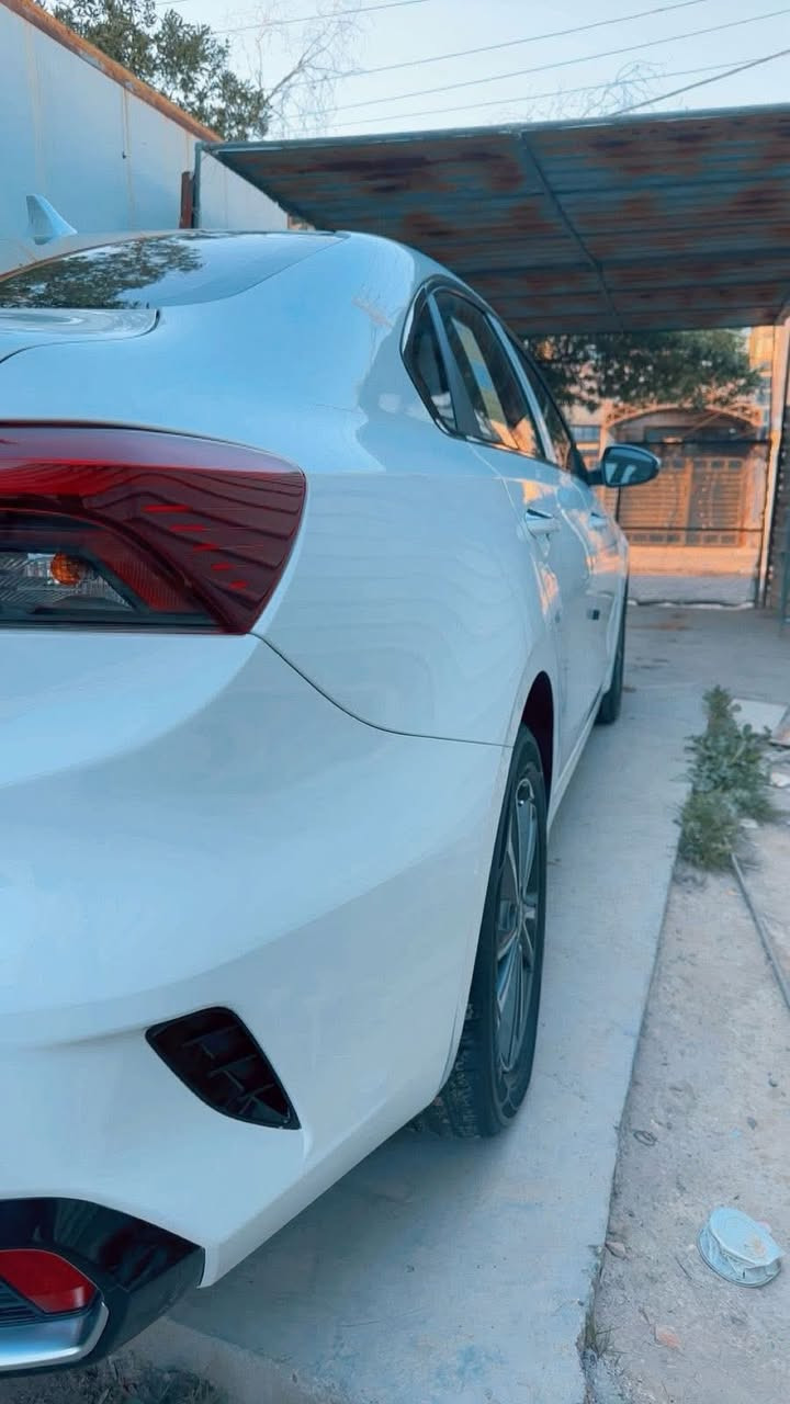 سلام عليكم للبيع او مراوس BYD
كي ثري K3  موديل ٢٠٢٤ 

ماشيه 17 كيلو سياره جديده 

مكفوله كفاله عامه فول مواصفات + شاشه كبيره

رقم اربيل 

 بسم شركه تريد وكاله تريد تحويل ثاني يوم 

داخل لون اسود 

 موديل 2024 

السعر 143$ وبي مجال كلش بسيط

***********
