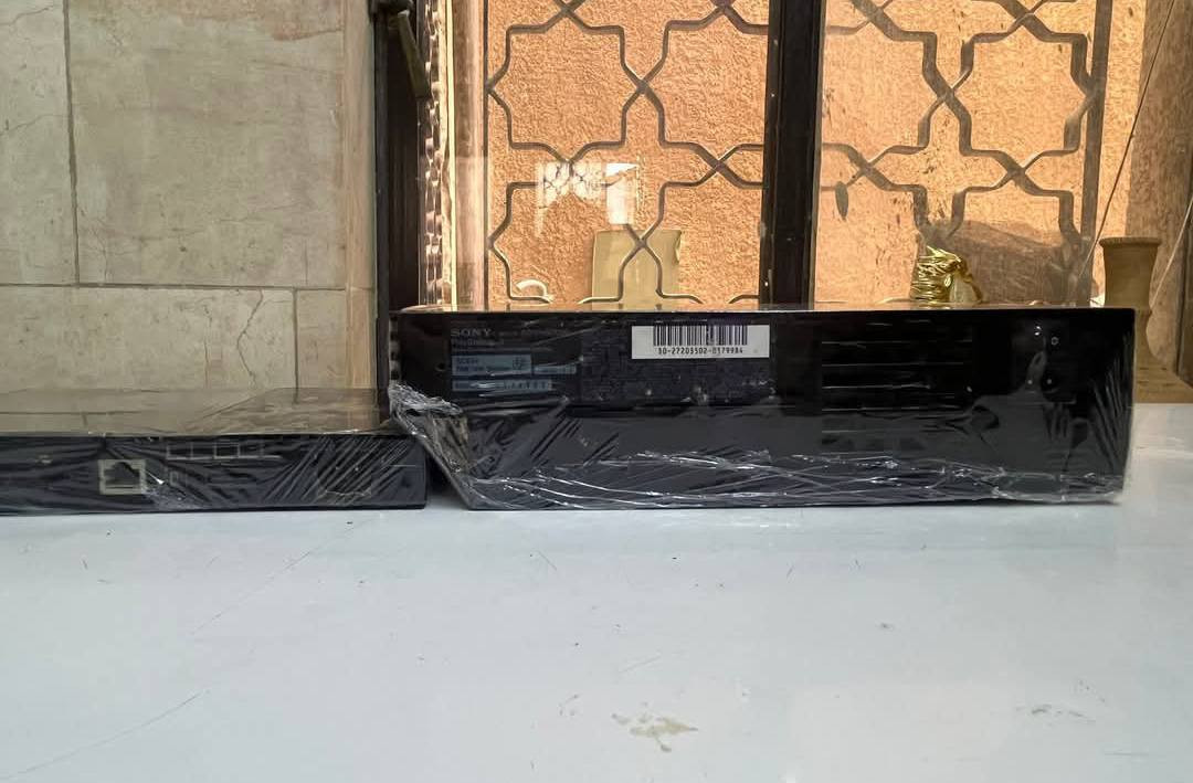 أرخص عرض بليات ثنين ب10
سلام عليكم ورحمه الله وبركاته

جهاز بلي 2فات او سلم 

جهاز غير مفحوص لعدم توفر محلقات

سعر الجهازين 10بدون عمله 

متوفر توصيل.... 5

جهاز متوفر وياه الاسلم عدسة تشغيل اقراص أتوقع إلي يفيد سعر تنافسي أو عرض مني الكم تدللون 

تثبيت اول تم رقم او عنوان🙂👍🏼
