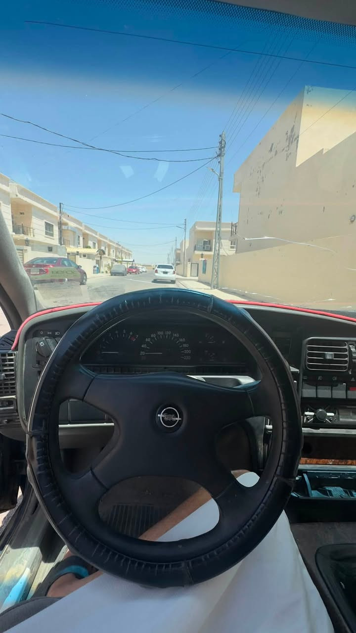 السلام عليكم
اوبل اوميكا ستيشن 94 نيلي صلاح الدين انكليزي بسمنا السنويه لل29 

محرك 2000 كير ومحرك جديد 
كشر ما بي قطرة صبغ مابيهه ضربه 

البوب سنتر لوك 

تايرات جدد

فتحت سقف بنوراما شغاله 

بمختصر كهربائيات كلهه شغاله 
 

داخلهه كدامك نضيف يخبل 

الصدر شرط 80‎%‎

المكان تكريت - مجمع القريه الانكليزيه خلف مجمع بيتي 

السعر : 22$ وبيه مجال وحي الله الشرايه 

الرقم ***********
