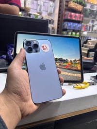 آيفون ١٣ برو ماكس • ٢٥٦ • بطارية ٨٢