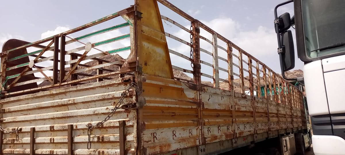 اجناب طول 13متر و 60سم العلو 175انضاف حتى ماصابقهم واضحات للبيع السعر 32 بغداد  متواجد واتساب وفيس ***********
***********
