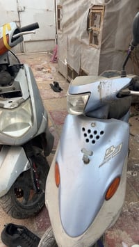 دراجتين البيع متروكات جانن يشتغلن وصالهم هواي متروكات أبيعهم على حطتهم...