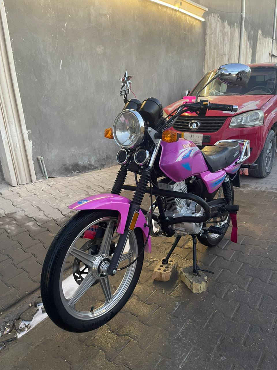 [[[اقره اله تراسني كلشي موضح بل منشور]]]
 سلام عليكم للبيع دايون ٢٤ عضم أوراق  سكنر يعني اسويلك مكاتبه شارع اوراقهه الباقيات كامله دراجه كلشي شغال بيهه ونضيفه كلش انضف من الصوره وبيهه بصمه تشغيل عن بعد دراجه كامله من كلشي ترايك وين متريد مكينه برغي ممفتوح بيهه ورجع وكول نضيفه كلش مماشيه وكهرباءياتهه كلهن شغالات وكفلهه من كلشي عارضهه ب <<مليون و100>>وبيهه مجال للشري  (((مكاني نجف حي ميسان ))) وهاذه رقمي((((***********))))
