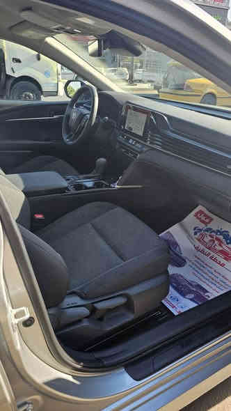 السلام عليكم شباب كامري  موديل 2025  زيرو  ماشي ٦٠٠٠ فقط  جديده   رقم بغداد بسمي  صبغ  جاملغ وبنيد    وبابين  اكلير من امريكا.    السعر ٢١٠.      ***********
