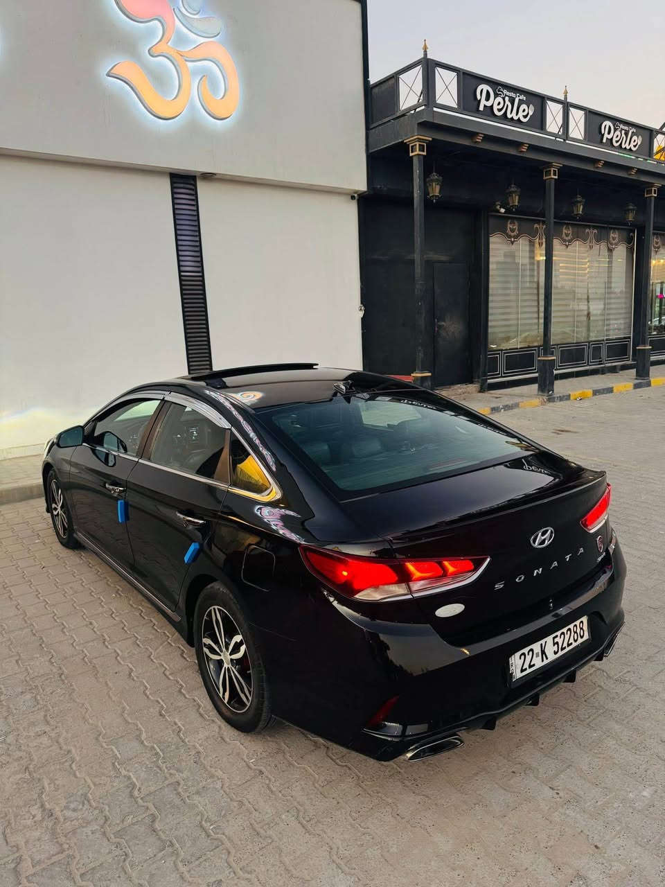 سلام عليكم 
سوناتا 2018 سـبورت فول 1/1 وارد امريكي
السيارة بدون حادث داخلة سرقة فقط 
وغراضة وية البنيد بلادي 
قطعتين جاملغات امامية فقط صبغ 
ودور خلفي شبرين  والباقي مكفول 
سيارة بدون ايرباك 
رقم اربيل الجديد 
ماشية130 كيلو  
- مواصفات السيارة 1/1
- بصمة تشغيل
- بصمة ابواب
- بصمة جنطة
- فتحة
- شاشة
- كامرة خلفية دوارة
- كشنات جلد 
- كشنات كهربائية
- كشنات امامية تدفئة
- كشنات خلفية تدفئة
- رادات بل مري
- اشاير بل مري
- انارة ترحيب عند الاقتراب
- زينون
- ستيرن D
- حجر بيئة بلادي ( الفوك + الجوة )
- محرك 2400 GDi ( قطرة تبخير ماكو ولا تنقيص )
- تحكم استيرن
- شفتات استيرن
- ثلاث انظمة قيادة
- نظام ايكو ( اقتصاد بانزين )
- نظام سبورت ( وضع رياضي )
- وتظام نورمل ( عادي )
- بلوتوث + حاكية
- مدخل AUX + USB
- دواخل لونين
- ستيرن حراري
- تبريد + تدفئة كله شغال
- مانع انزلاق
- مثبت سرعة
- سستم نيكل كامل
- ويل اكروم
- تخم تاير
- وباقي المواصفات
- السعر (130)$ 
سيارة برغي ماعيزة كير مكينة حدادية تخم تاير تبريد ثلج 
للأستفسار. *********** مامتواجد على الفيس اتصال فقط النجف, العراق
