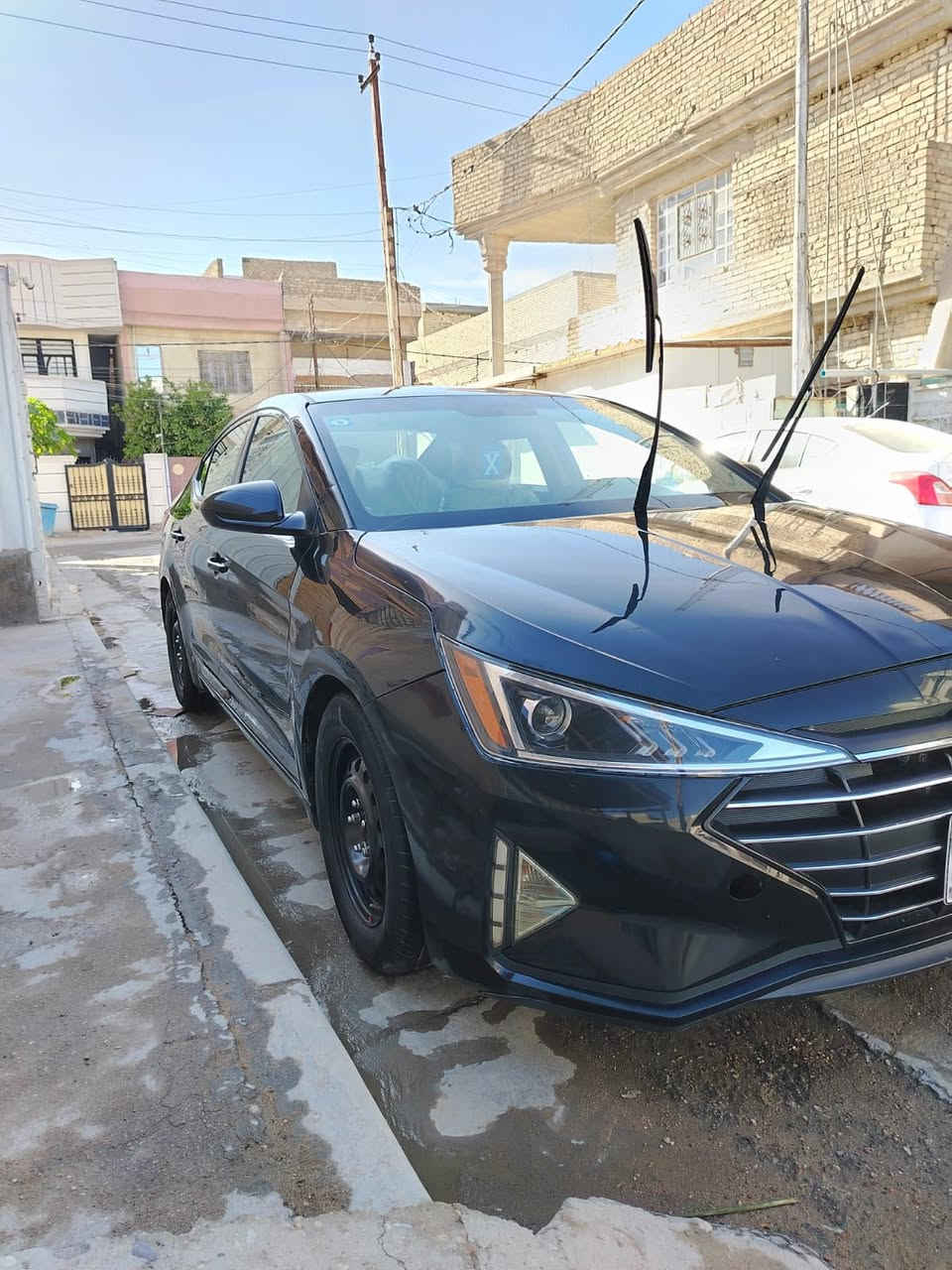 السلام عليكم
النترا 2019
مكينه 2000 
كير atmبلاد 
ماشيه 86 ميل 
رقم بغداد مشروع وطني تحويل مباشر 
منطومه تبريد جديده 
حداديه نظيفه 
السونر مرفق بل المنشور 
السعر 125 وييه مجال قليل 
مكان السياره بغداد تقاطع درويش 
الاستفسار ***********
