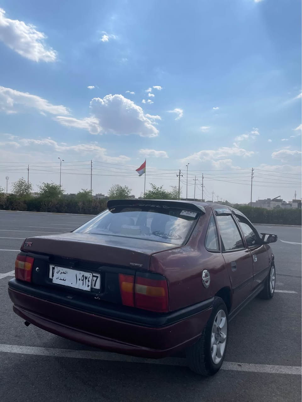 اوپل فيكترا 
موديل 1991
ئارم پلاستيك به شه رتي مالي مه ده ني
گيرومه كينه به شه رت مه كينه 20 
پيش و پشت كه پس كاره باياتي به شه رت
سبوغ عام نه بي حيزام نه بي 
سعر 24$ وه ره قه و مجاليكي برايانه
هه ولير_ اربيل
*********** أربيل, العراق
