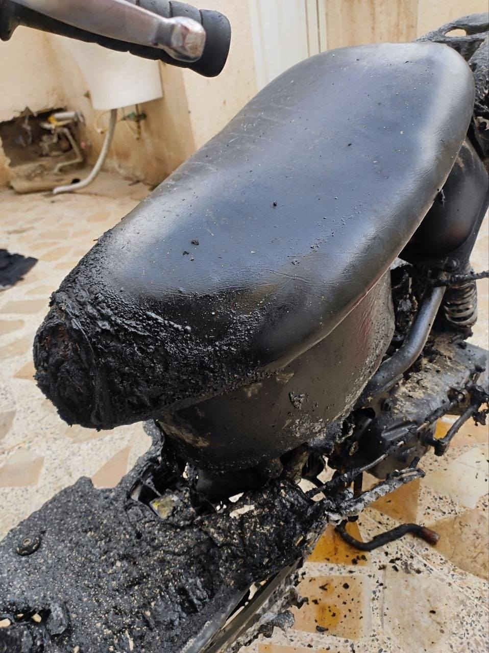 دراجه عصفوريه فحل  اوراق باسمي صار طبك وحتركت الدراجه 
ابيعها كوم حديد محرك مجفت مره وحده حدد سعرك  وبالخدمه تواصل ***********
