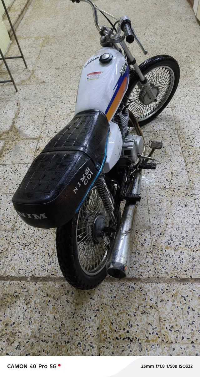 4 كير موديل 20 أوراقها ضاعن عدي بيهة بليتة ورقم شاصي ابييع كلك كلك سعر 250 رقمي ***********
