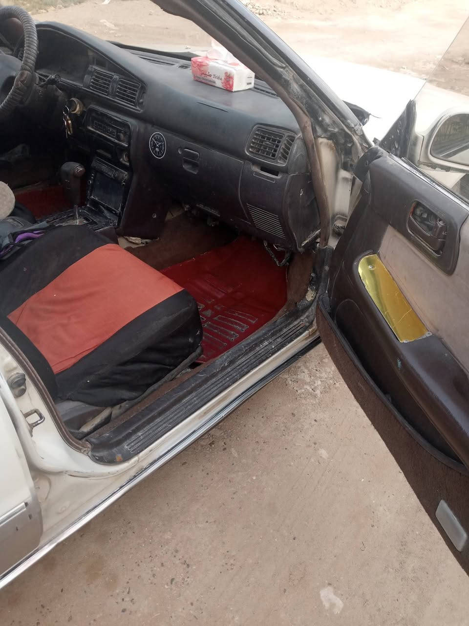 السلام عليكم،، مارك عظم موديل 91 نجف محرك شرط ونجي وگير تمام كهربائيات شغاله گشره 90% نظيف صدر نص عمر فقط تحتاج دبلات (السعر 28قفل)  مكاني مناذرة للأتصال ***********
