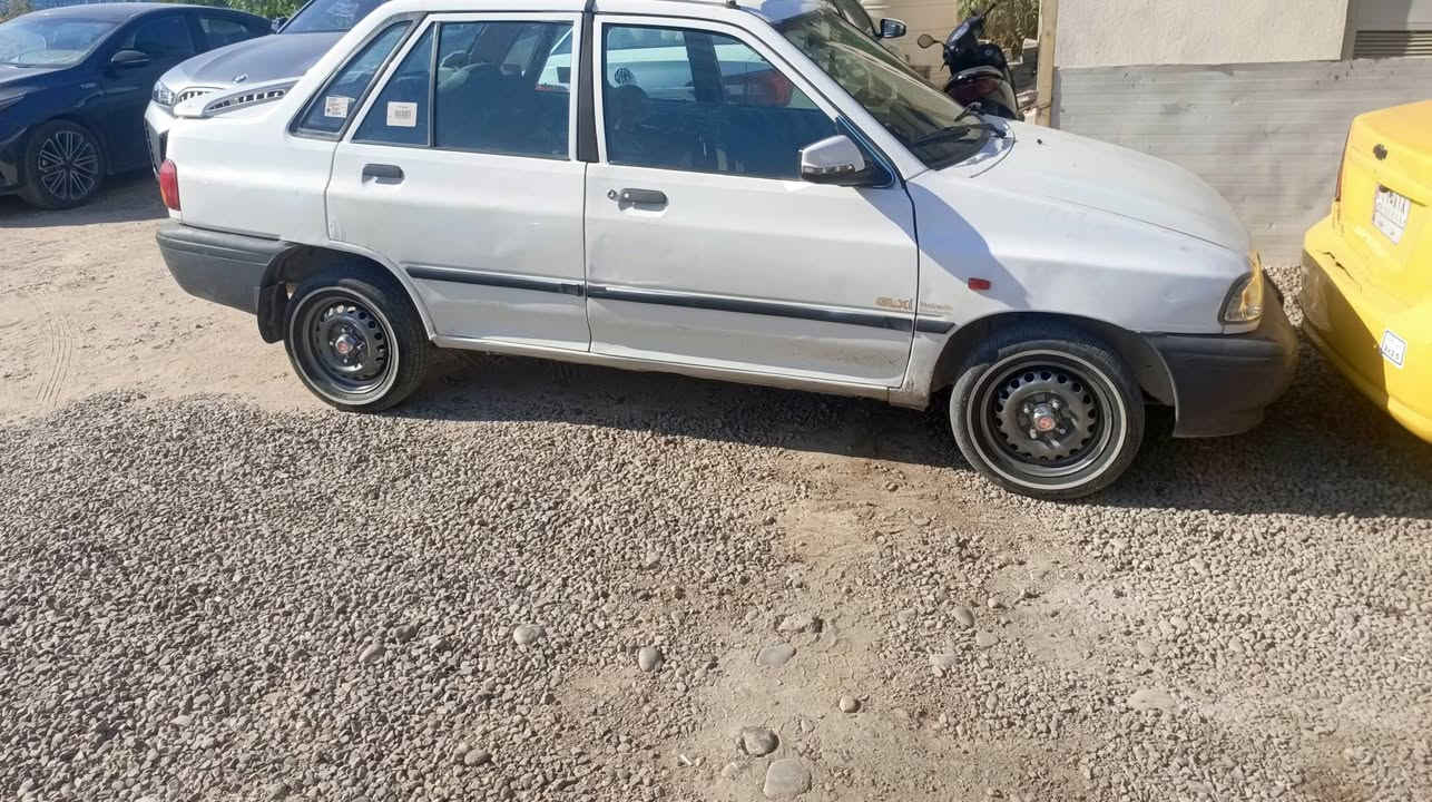 سلام عليكم سايبا خصوصي مديل 10 رقم بغداد بسمي مكاني بغداد الشعله كير تبريد تتتفه كله شغال مكينه بيها خيط بس ناعمه كلش سياره اي ضربه مابيها فقط تعمير هلالات خلفيه ول اماميه بنيد مكشر وصبغته سياره محدثه دشبول وبطاين وشاشه وكامره بل بك لايتات زنون مرايات بيجو بارص امل اشاره شغاله بل مره سياره مال بيت ومتعوب عليها اشاير خلفيه لد كهربائيات كلها جاهزه اي نقص مابيها  بيها خياسات يم جنكال السحب ومعمرات تعمير حلو شواصي بلاديه وبيها خياس بل جاملغات الخلفي من جهت الجنطه تخم تاير جديد وياله مصبوغه حراري باتري جديد سنتر لك ريمون   هاي كل تفاصيلها لتخابرني وتكلي شبيها رقم تليفوني *********** بي واساب  ابو يوسف سعر (33)
