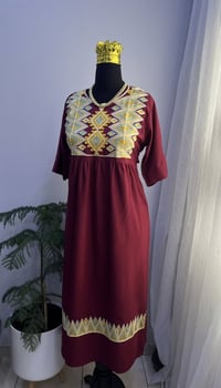 فستان موديل جديد • تطريز راقي • مقاسات M-XXL