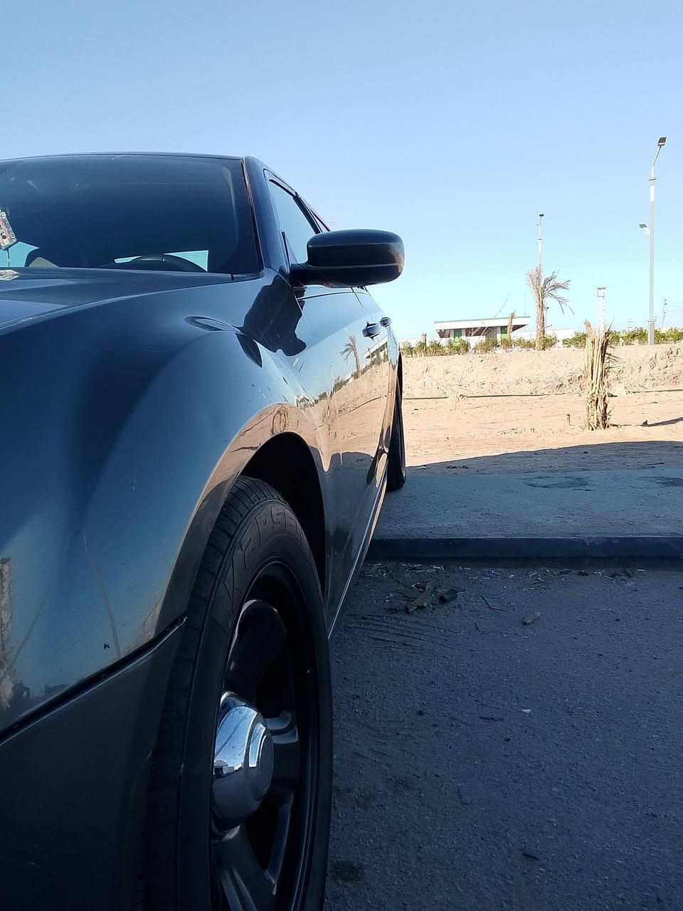 كرايسلر اوباما 2016 اصل
اللون رصاصي صدر الحمام  
وارد امريكي داخلة كلين تايتل 
مامشتغلة خط استعمال شخصي  
مكينة 5,700 هيمي 8 سلندر بدون دوانز 
سكليتر مفتوح للدوسة تو ويل اصل 
بالـعراق أنطخ باب العبري ونصبغ فقط
بيهه بالبنيد والقمارة رصعات حالوب خفيفة حيل
السيارة بلاد ناصية حتى بصور التقرير  
ماشية 80 mi تقريباً 
فول مواصفات بدون بنوراما 
فـئة S  اصل وفصل
تحكم ستيرن جهتين
شفتات بالستيرن
هيترات بالمري 
شاشة كبيرة  
الكشنات جلد اسود حظن S بلاد جديد
تحكم ستيرن 
تدفئة كشنات   
تشغيل عن بعد 
كامرة خلفية 
سيستم صوت الباين 
 ويل حجم 18 بوليسي + تخم تاير جديد  
منظومة زينون LED عالي ناصي أعلى مستوى 
كروز مثبت سرعة  
الـسيارة جاهزة 
مكينة وگير وأكسل كلة على وضع الشركة وشرط الفحص 
رقم بصرة الجديد بأسمي
هزه وفحص وسنويه كله جديد
ـــــــــــــــــ
السعر راح تشوفه بهاي النظافة بهذا الموديل 
195 ورقة بيها مجال حك الجيه 
البصره (حي المهندسين)
رقمي ***********
