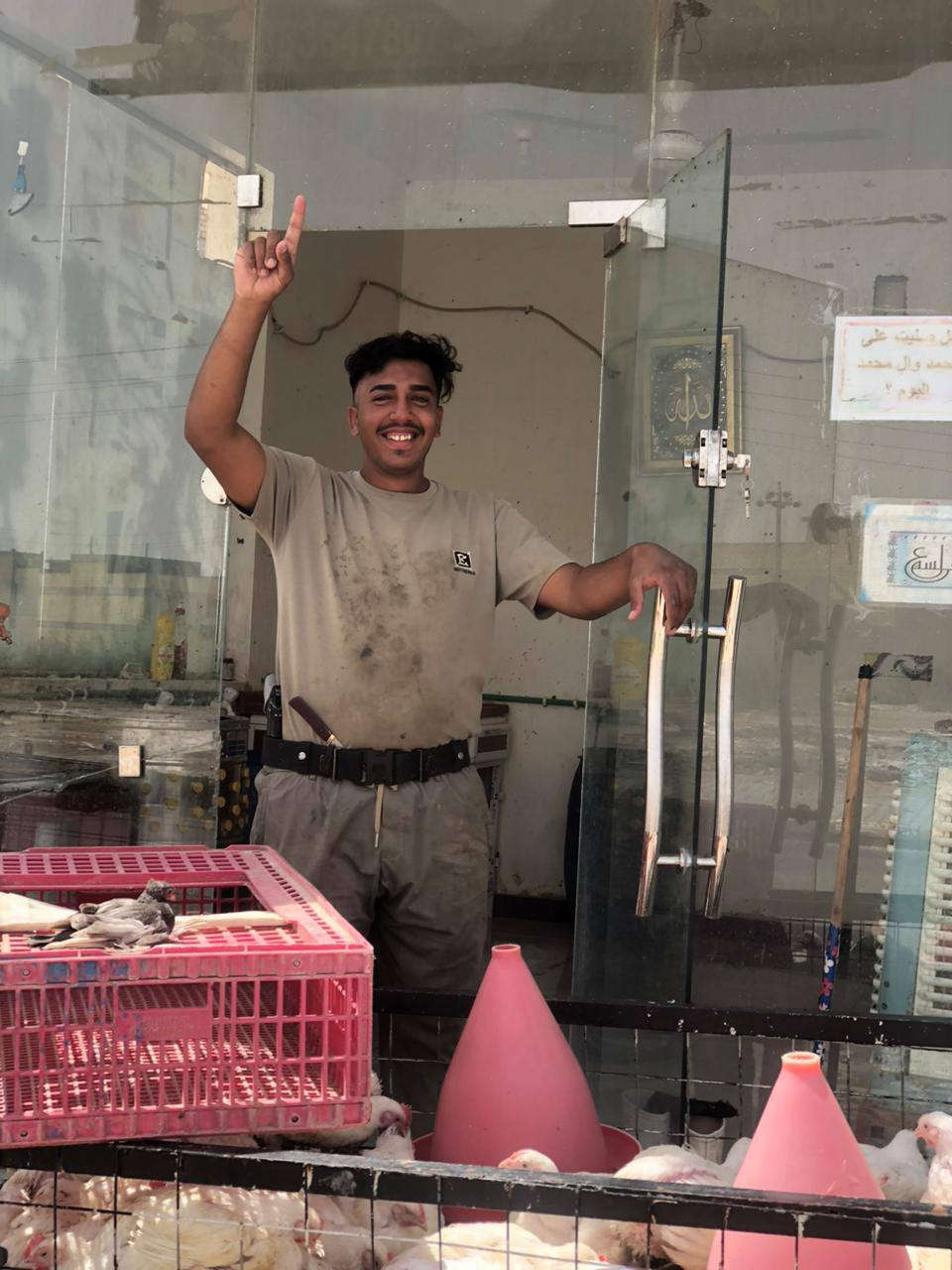 @إشارة سلام عليكم 
   

     تم القصاب سيد علي 
ذبح في عيد الاضحى المبارك 
جاهزين لتجهيز الطليان والبقار  ودجاج هم

     ذبح بقرة 65 بي مجال 
      وذبح طلي. 15 بي مجال 10

      هاذا رقمي بإدارة سيد علي البخاتي 
   
              ***********
