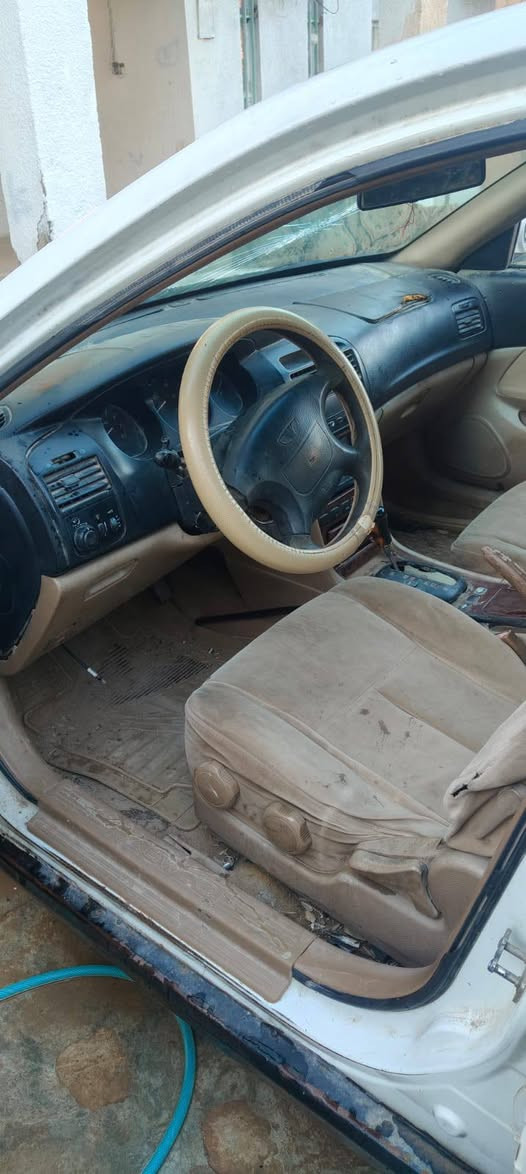 دايو  موديل2000 بسعر15 ورقه رقم فحص صلاح الدين كير ومحرك كامري ابو الجف باتري جديد مسجل شاشه  كمرك مدفوع سياره شغاله واعتقد التبريد شغال ***********
