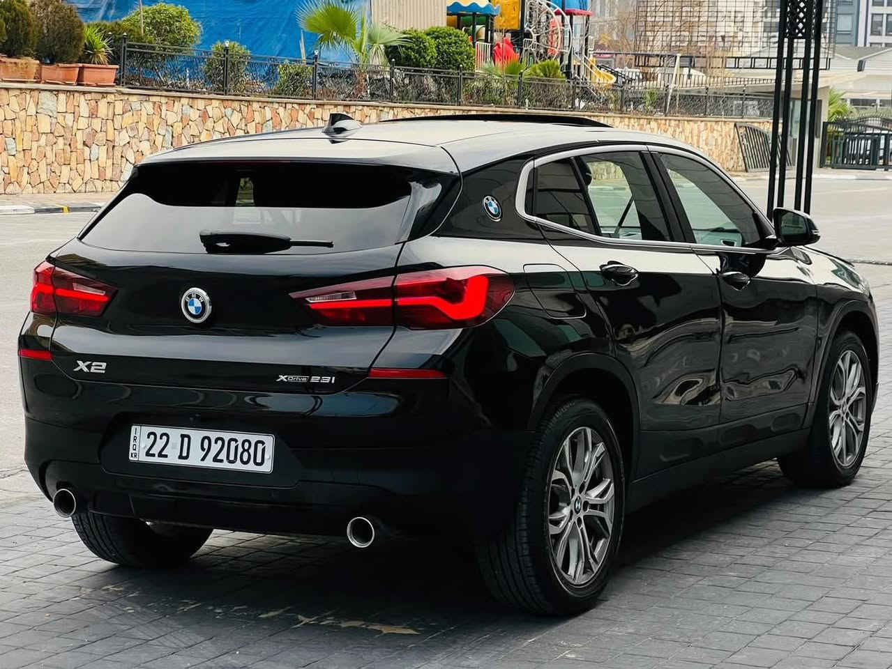 ‎والسياره اريباك بلادي  ماطاك بدون اي ضرر داخلي بشرط قطعتين صبغ جاملغ امامي وباب 

‎✅ مكينه كير حداديه بدون اي خلل شرط 

‎سياره جاهزه وسياقتها كلش حلوه 

‎فول مواصفات السياره 

‎اعلى فئه   X  drive
 

‎وارد امريكي 

‎محرك ٢٠٠٠ توربو ✅‎ بانوراما 
‎كشنات جلد 
‎ كشنات كهرباء
‎لد داخلي متعدد الوان 
‎رادار امامي 
‎ رادار جانبي 
‎ بصمه تشغيل مع ابواب بصمه 
‎هندبريك بصمه 
‎ سترين هيتر 
‎جنطه كهرباء وفتح بل قدم 

‎وباقي مواصفات ال bmw المعروفه 

السياره رقم اربيل الجديد 

‎
مكانها بغداد للاستفسار ***********
