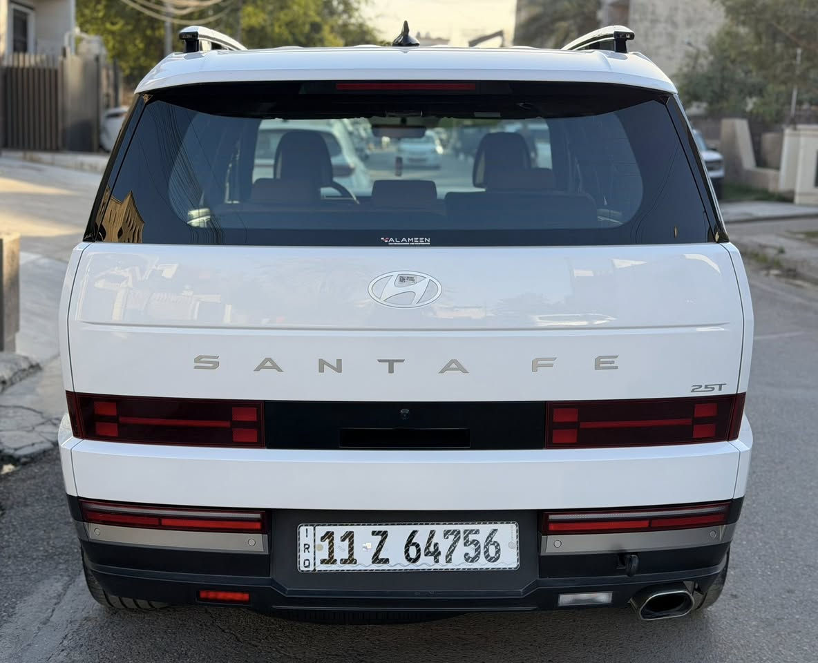 السلام عليكم
هونداي سنتافي 2024 خليجي وكالة 
الشكل الجديد محرك 2500 تيربو 
فوول مواصفات عدا البانوراما
ماشية 10 الف فقط 
7 راكب
بصمة تشغيل و ابواب
شاشة كبيرة متصله
مقاعد كهرباء
صندوق كهرباء
شاحن موبايل 
مودات قيادة
حساس امامي خلفي
( السيارة كفالة عامة من الصبغ و البارد نظيفة جداً ) 

السعر 23,800 $ 
رقم بغداد / بأسمي
مكانها بغداد / شارع فلسطين
***********
