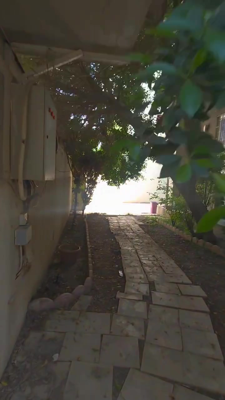 ⚜️عروض ( العصر الذهبي لتجارة العقارات والمقاولات )⚜️
____________________________________________________
🏠♦️دار للبيع في حي الدنادان 
الطابق الأول ( 2غرفة نوم استقبال وهول ومطبخ وسرادب على كبير البيت وصحيات).
الطابق الثاني (8 غرف نوم نظام اسويتات كل سويت 2 غرفة نوم  وصحيات).
ملاحظة ( الدار صالح للسكن والدار مطل على الكورنيش).
___________________________________________________

📌التفاصيل

♦️المساحة  (720 م).
♦️ واجهة ( 30م).
___________________________________________________
للاستفسار / مراجعة مكتب العصر الذهبي لتجارة العقارات والمقاولات أو الاتصال على الارقام التالية ⬇️

📱***********

📱***********

📱***********
____________________________________________________
🛑علما أن مكتبنا يحتوي على (👷مهندس استشاري للبناء والمقاولات/⚖️محامي مختص في ترويج وتعقيب المعاملات) لاتمام اعمالكم علي يد المختصين بها . 
____________________________________________________
⚜️موقع المكتب حي النور قرب اسواق عبد الحكيم.#بناء #العراق🇮🇶 #بناء #ایجار #الموصل

