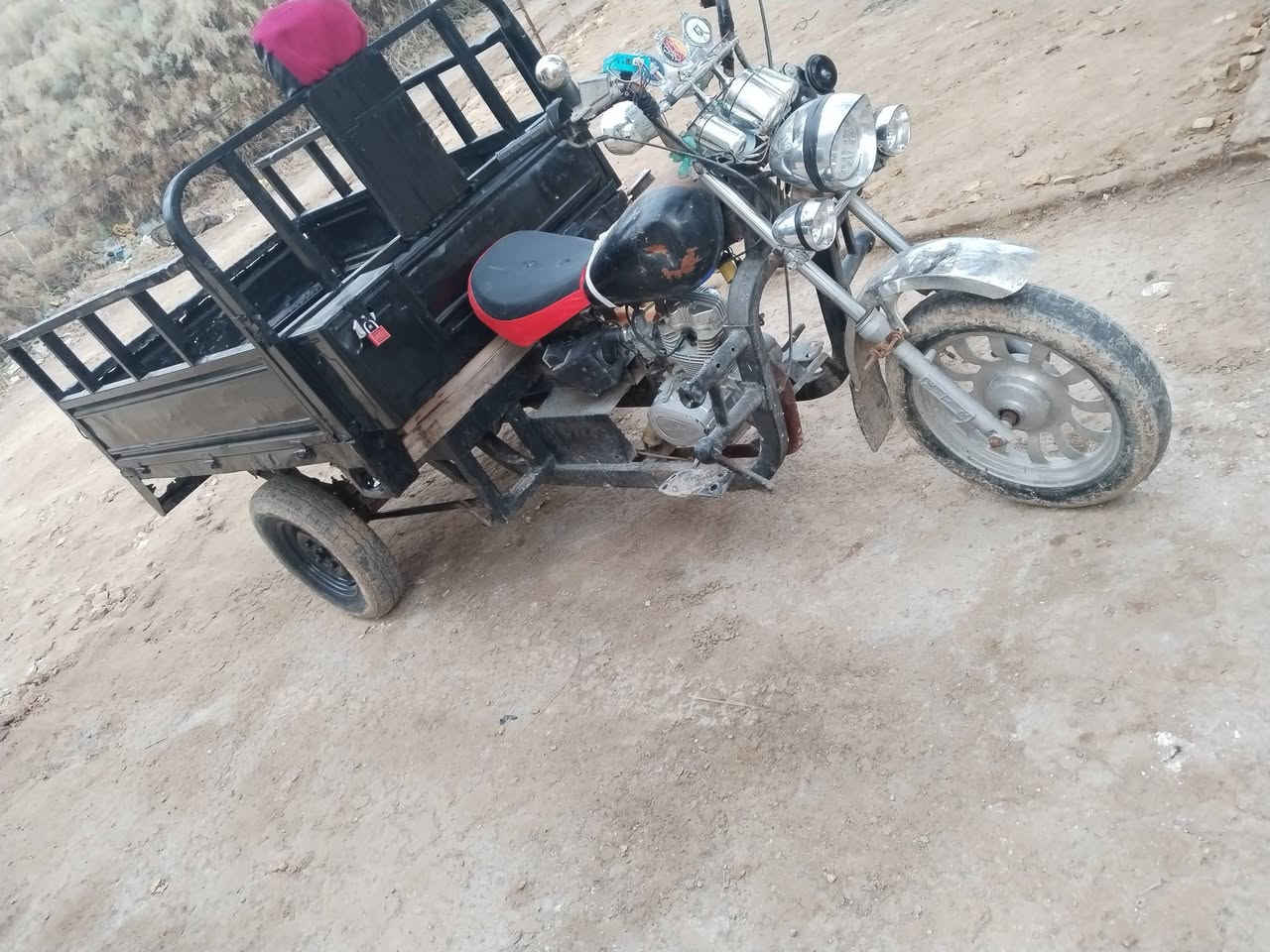 السلام عليكم ستوته امتيار كلك للبيع كهربائيات كلها شغاله نگره سلف وهندر مكينه لا تنقيص ولا تبخير شاصي مكفول السعر 800 وبيها مجال للشراي العنوان الحمزه الشرقي ***********
