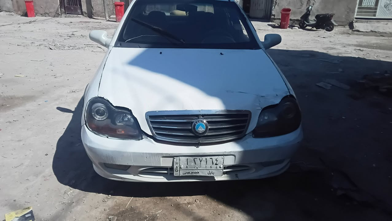 السلام عليطم جيلي موديل2012 السعر 20ورقه العنوان بغداد لامين الثانيه رقم الهاتف***********
