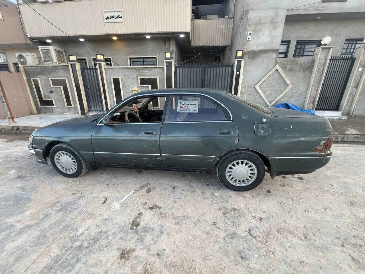 سلام عليكم بطه للبيع موديل 1991 متصل كير ومحرك وطخم  شرط تحويل شرط الكص شرط وكشر كدام العين رقم الماني سنويه عضم سعره 45 وبيها شوي مجال ***********
