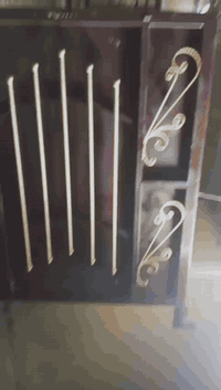 يتوفر بيت في المحموديه 150متر في ابو شمع كامل بناء جديد مع الاثاث السعر 60 بي شي قليل الاستفسار ***********
