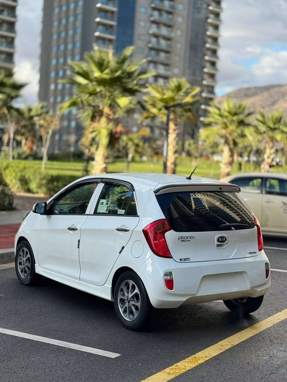 كيا بيكانتو
2014 السيارة فول توماتيك عدا الفتحة
السيارة جديدة بدون ضرر او صبغ
سنوية 2030
كشنات جلد شاشة كامرة خلفية
تحكمات ستيرن
مري شفط
مكانها الموصل حي الزهور
السعر 100
للتواصل على الرقم او الصفحة ***********
