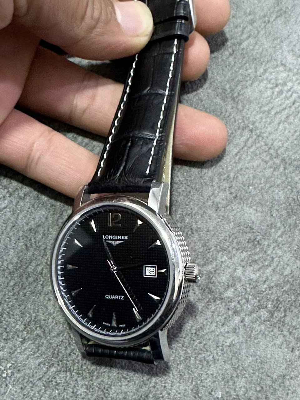 لونجين منفذ شهري يومي قطر ٤٠ سير جلد غير مستخدم
السعر ( ٣٠  ) الف شاري تفضل خاص يوجد توصيل


**إذا كنت صاحب هذا الإعلان وتريد حذفه لأي سبب، رجاءا أرسل رسالة إلى الدعم الفني**