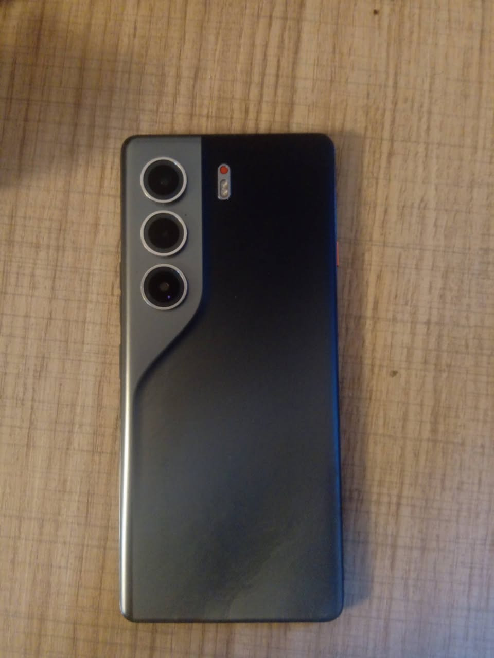 Tecno 40 pro 5g
256/8
بدون ملحقات بسعر ٢٧٠ وبيه مجال
بدون ملحقات 
بغداد - غزالية


**إذا كنت صاحب هذا الإعلان وتريد حذفه لأي سبب، رجاءا أرسل رسالة إلى الدعم الفني**