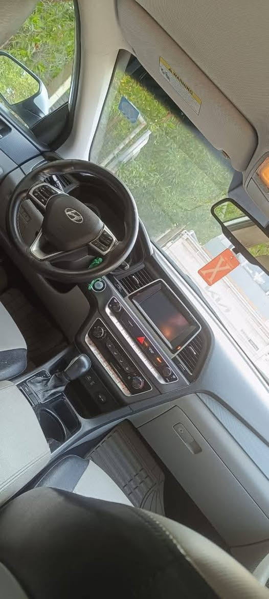 سوناتا 2018 وارد امريكي
حادث خشم الچاملخ وخشم البنيد 
مواصفات 
فول مواصفات عدا الفتحة 
السونار موجود 
رقم بغداد دولي بأسمي 
بابل/الحمزة الغربي 
السعر/ 135 وبيها مجال سيارة جدا نضيفة مال جناي 
***********
***********
