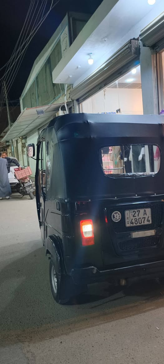 السلام عليكم
تكتك للبيع سوده موديل 2022 شهر 7 كفاله عامه  سنويه رقم انكليزي  ماعده ضربه بصيطه بل بكلايت اليمن ضفيره جديده تخم تأير جبلي 

 جادر جديد لايت زنون تكتك جاهزه ماعزها شي 

مكان سوق الشيوخ 

الرقم وسعر.     ***********
