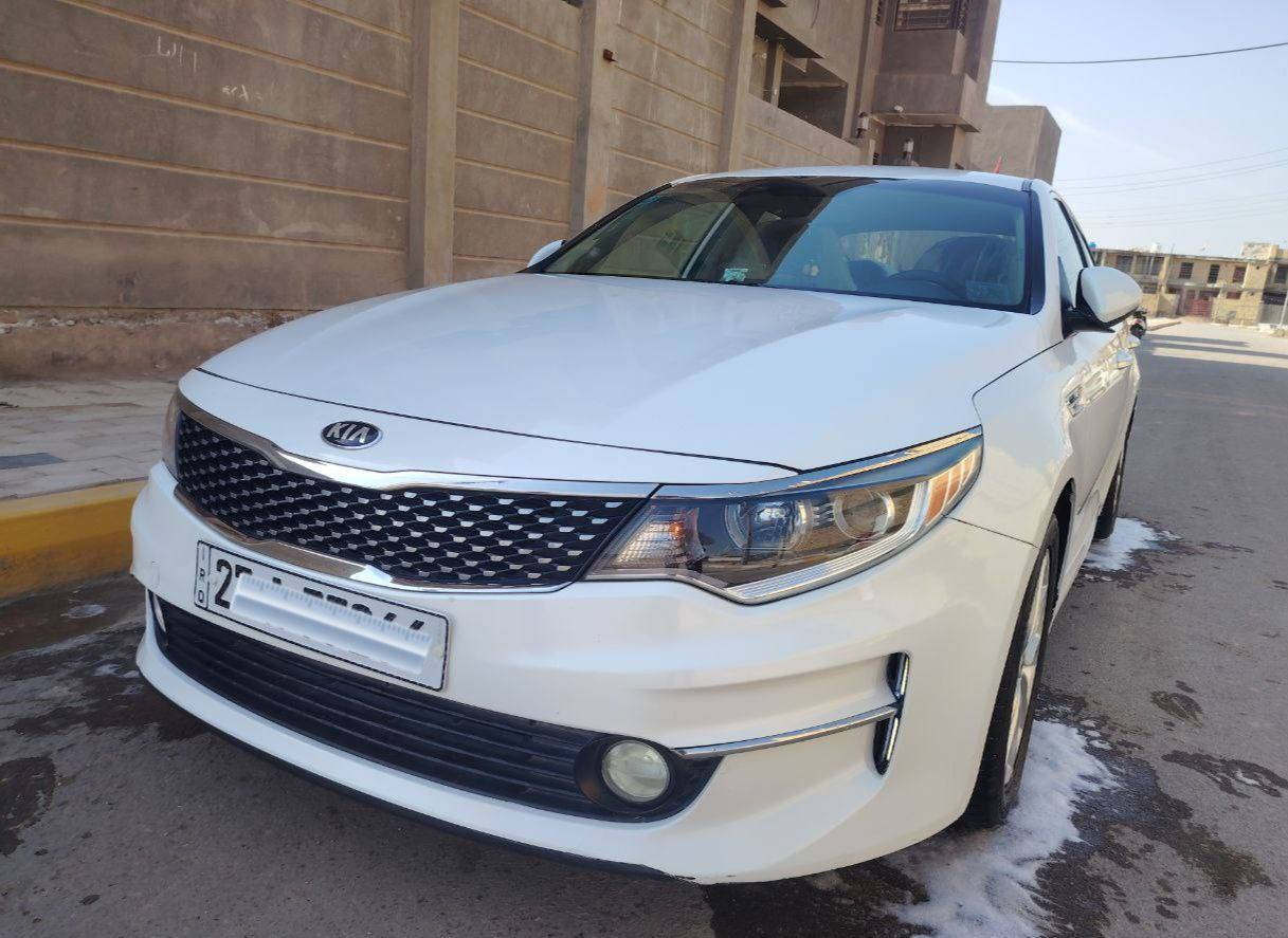 السلام عليكم ورحمة الله وبركاته 
كيا اوبتيما2017/ امريكي كلين بدون اي ضربه وتبديل فقط رش بسيط بالجاملغ الامامي بسيط جدآ والسونار بالصور /رقم ذي قار مشروع وطني لغايه 2030تحويل ثاني يوم /محرك 2400شرط مامفتوح / ماشيه 50الف حقيقي /سياره بحالة الوكاله /جاهزه من كل شي محرك حداديه تخم تاير تبريد ثلاجه /تحكم استيرن جهتين _شاشه كاميرا خلفيه_ حساسات خلفيه _اشاير بالمري _ويل كب /للاستفسار الاتصال على الرقم ***********//*********** العنوان ذي قار قضاء النصر
