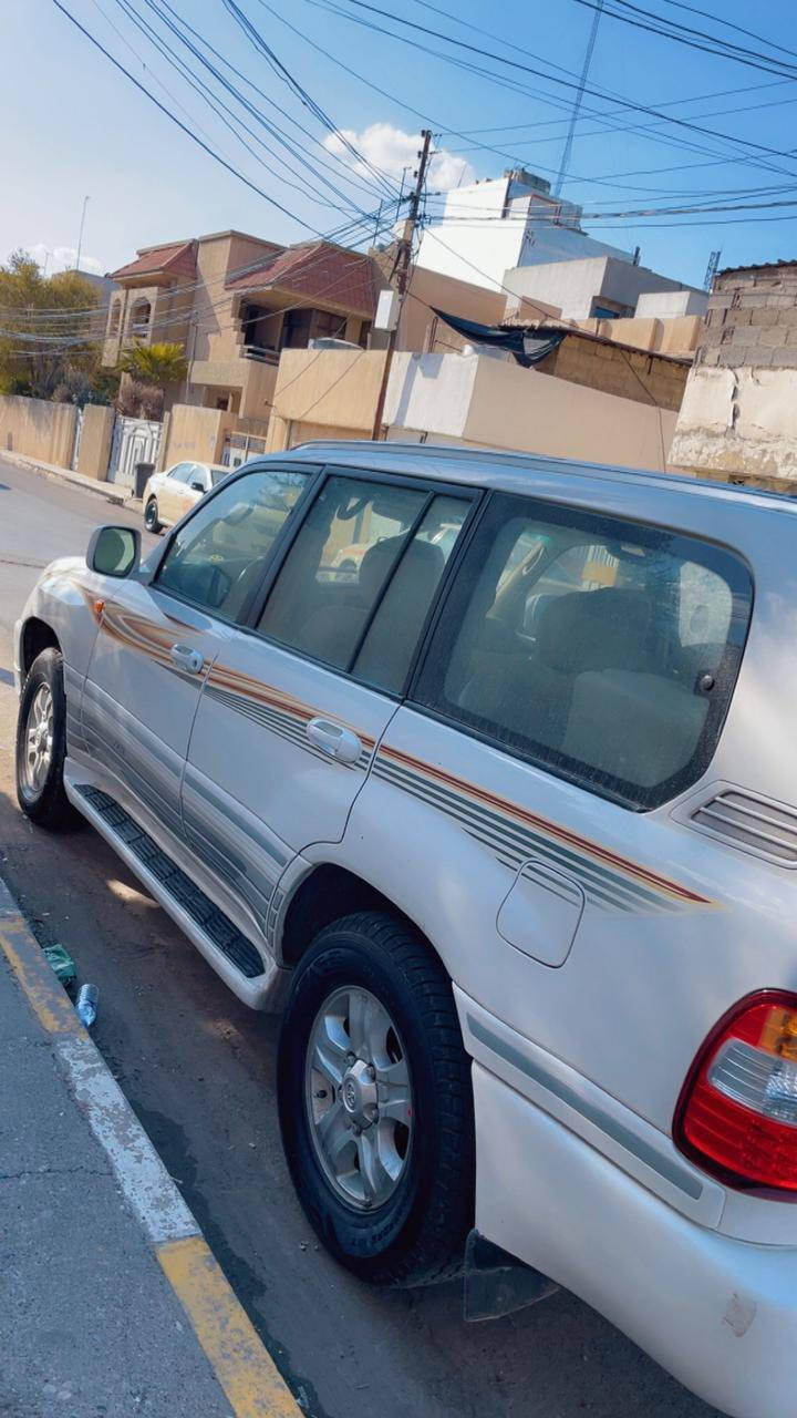 مونيكا 2006صبوغ عام 6 سلندر كير محرك شرط سعر 130ورقة للاستفساز ***********
