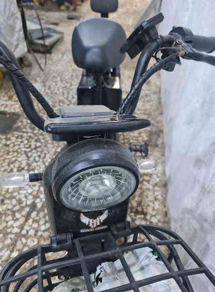 سلام عليكم دراجه شحن للبيع مواصفات gt صار فتره من ماخذه جديد
قفل تاير 

قفل كشن

اشاير 

دبل اشاره 

عالي وناصي

شحن موبايل 

تايرات جوبلس

دبلات هايدروليك

تشغيل عن بعد
مكاني نجف حي سلام سعره ب270 
***********
