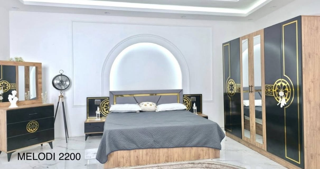 غرف نوم تركية عليها تخفيضات سعرها السابق مليون و300 الف صار  سعرها 800 الف للتواصل واتساب ***********
