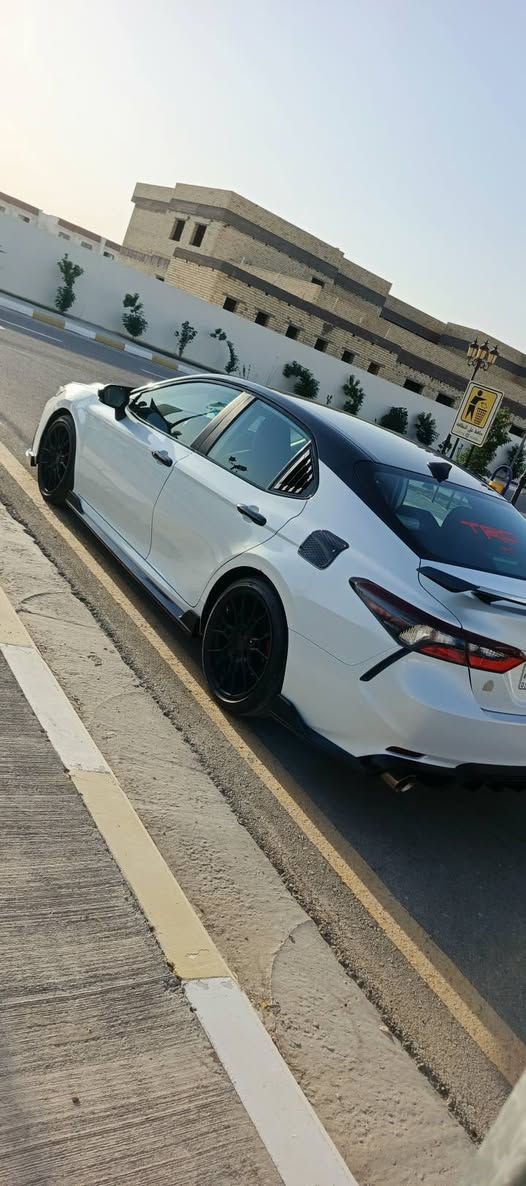 اقوى وانضف كامري TRD
كليين تايتل بدون صبغ وبارد فقط.دعامية امامي 
2023 وبسعر مناسب جدا 

سلامي للجميع 

سونر مرفق 

ماشي 17  الف مايل فقط

الايرباك طاك

V6 3500🚀🚀

المواصفات فوول معروفه للجميع (بصمة تشغيل وتشغيل عن بعد -رادار جانبي -شفتات ستيرن -كشنات جلد كهرباء -وضعيات قياده  حساسات .كامره خلفيه )

تو كلر بلادي 

بدون اي صيانه داخل العراق كلشي بلادي برغي ممفتوح
بانزين محسن ودهن وكاله من اكسادو 

تخم تاير مشلن من امريكا سعره ١٢ ورقه 

دبل كزوز رياضي مختم trd صوت طرررب

ويل رياضي وكشنات جلد مختم TRD

السعر 243 وبي مجال حق الجية 

*********** دكتور احمد ديوانية, القادسية
