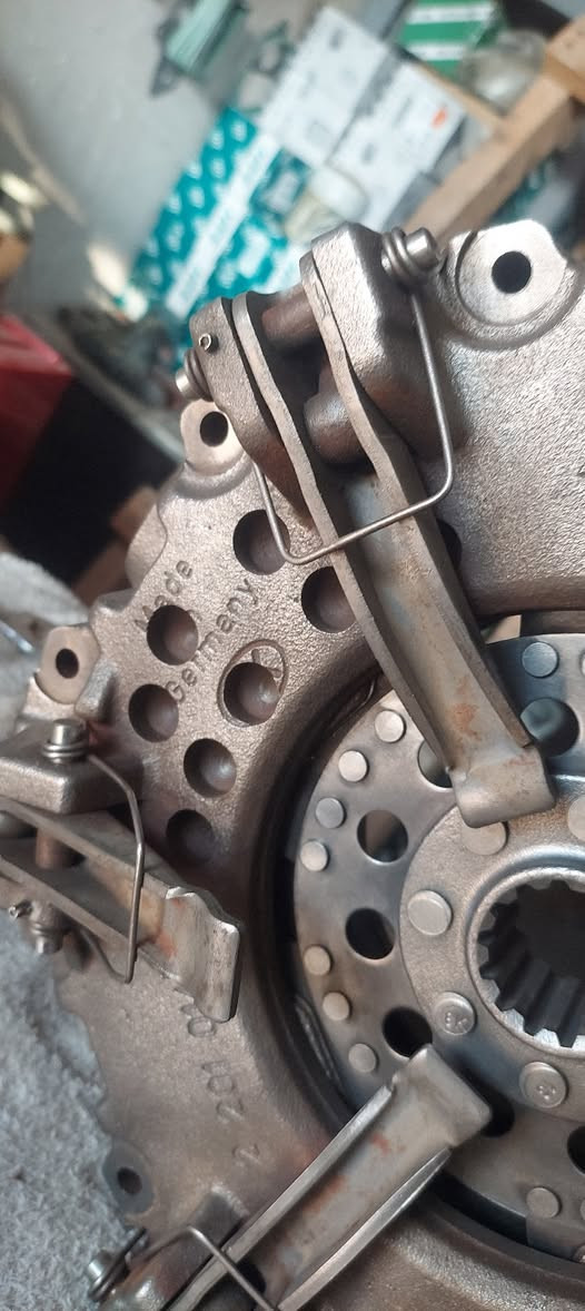 غراض مكينه فيات 780 تفصيخ للبيع في ديالى المقداديه على الرقم ***********
