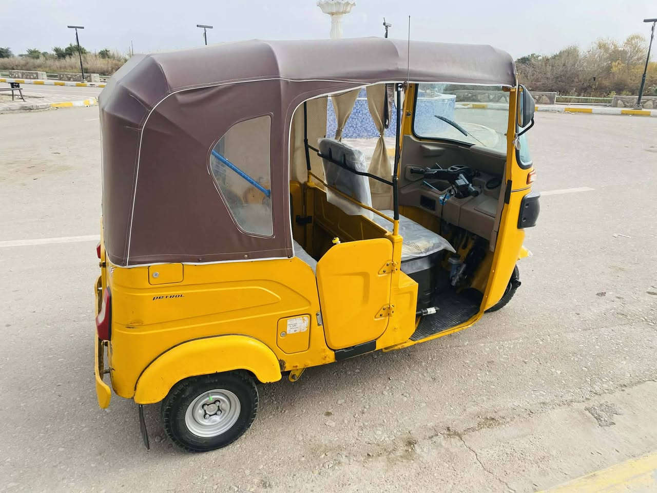 كتك لبيع موديل 21/8/9 كفاله عامه بس ولفات مبدله ولكشره حلوه لا صبغ ولا معجون مال جناي وجاهزه هاذه رقم راعيه *********** مكلف بل نشر
