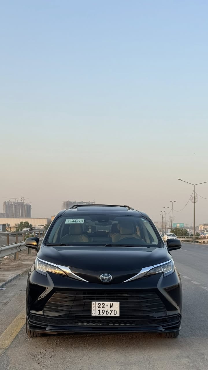 السلام عليكم
تويوتا سيينا 2023 مرقم اربيل وجاهز ب اسمي تحويل ثاني يوم مواصفاتها معروفه LE بلس مو العاديه فول يعني فتحه كشنات كهرباء ابواب كهرباء وبقيه المواصفات الضرر موضح بالصور طخه بسيطه بالجاملغ الامامي فقط وحافه الباب بجم كبس ظهر كبس مكان السياره بغداد الدوره استفسار اكثر :***********

