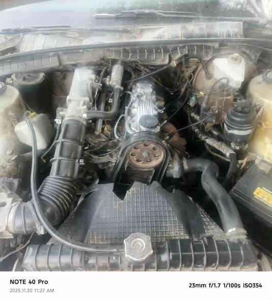 السلام عليكم سياره مكينه بالكرتون استوني شادلها ماكينه كرتون مال برنس سياره رقم قادسيه باسمنا سياره كامله كهربائيات جدد السعر       18       للاستفسار***********
