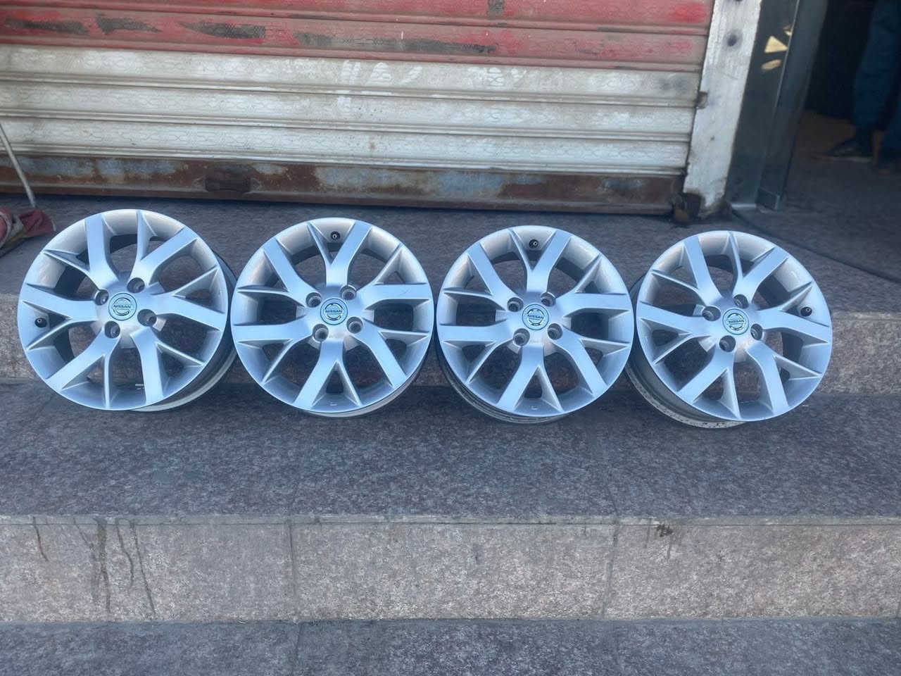 ويل كب نيسان حجم 15 بيع او مراوس *********** بصره قرب جامع الكواز
