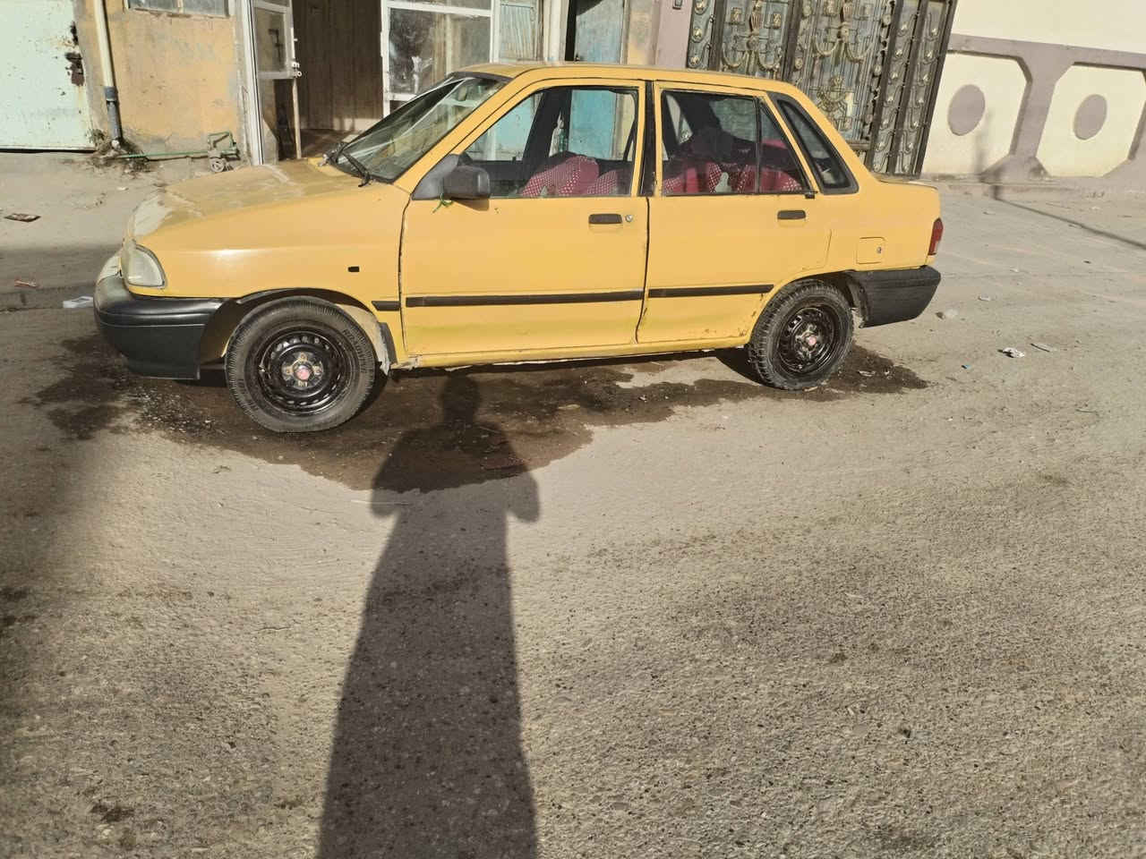 سلام عليكم من رخصت مدير الكروب ٢٠١٤ للبيع سنويه الا ٢٠٢٧ مشروع وطني سياره جاهزه قير جديد حداديه جديده كهربايات شغاله تخم تواي شواصي بيها تعمير مال جناي محرك بيه بخار والباقي كله جديد سياره جديده لا ضربه ولاخياس  غرفه بجيس رغم ميسان  شرعي ماعدي رغمه مكاني نجف سعر ٨ ونص اللتصال ***********
