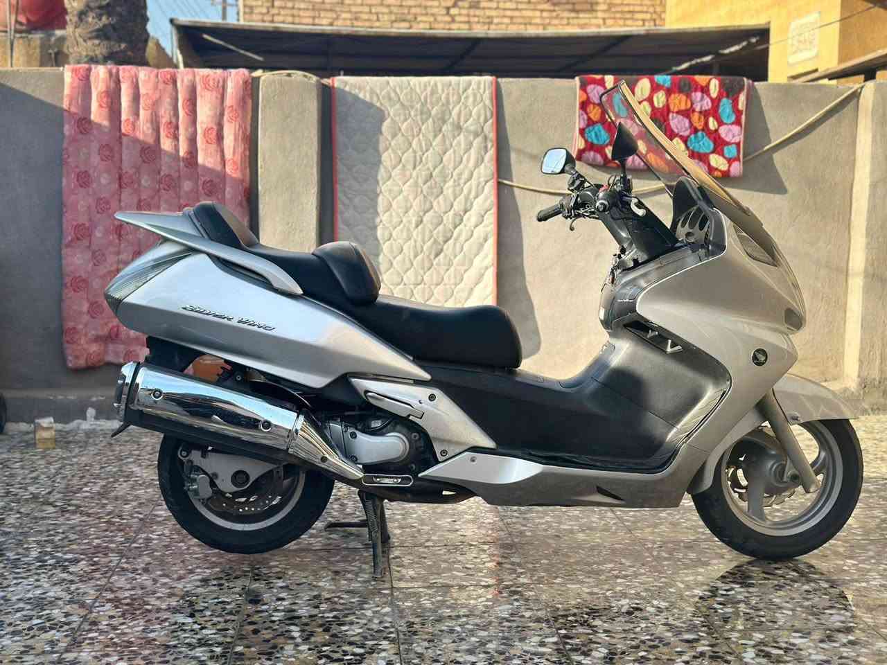 اسلام عليكم شباب للبيع سلفر ونج600مكينه هاون بيه شلعه تاكل الكاع مكان الدوره للاتصال *********** متواجد عله الخط فقط
