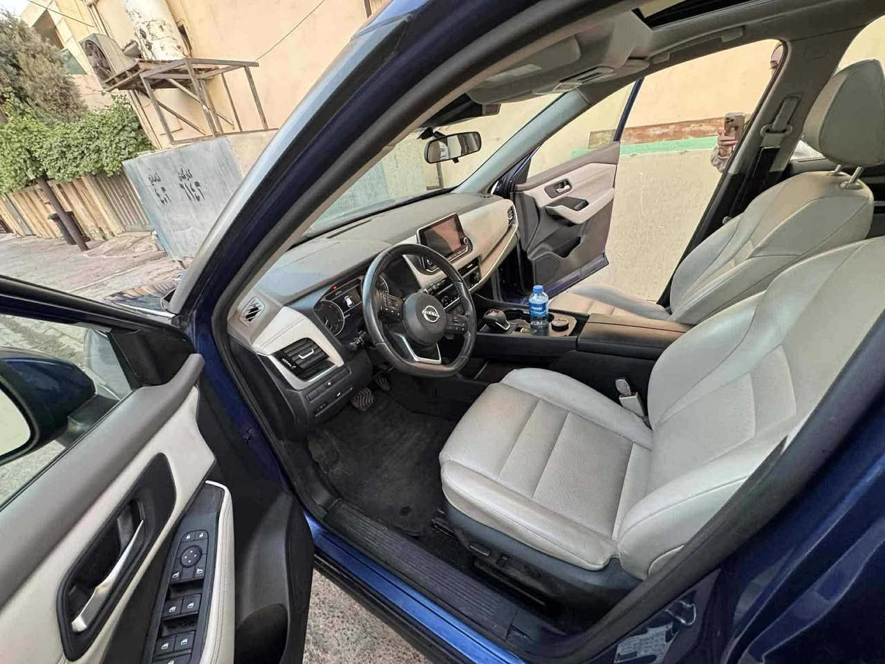 سلام عليكم للبيع نيسان روج فول فول مواصفات سعر  (١٤١)ورقة
موديل ٢٠٢٢ محرك ١٥٠٠ تيربو ماشي ٢٩ ميل ضرر واضع بلمنشور ٣ قطعة مبدل بيلادي نفس لون ٣ شبر سبغ بلبنيد و دوسة جهة سايق مسبوغ  بدون دواخل بدون ارباك ارباكات كل سليمة  سيارة رقم اربيل نفس يوم يتحول بسم مشتري،  بنسبة مواصفات فول فول ١/١ مواصفاتت
بانوراما، بصمة، تشغيل عن بعد، بريك بصمة، دبل اكسل، كشن كهربايي، داخل ابيض ، رادار ٣٦٠، حساس، ويل كروم،
ملاحظات، محرك مفتوح بس شرط مابي اي شي،  فقط بيع نقد ولا مراوس
  و بعد هواي مواصفات
مكان اربيل  ***********
