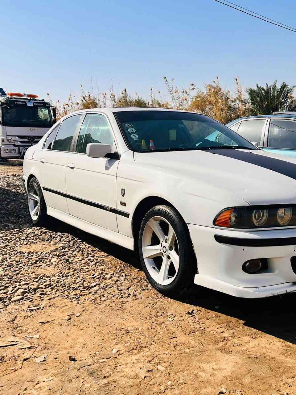 السلام عليكم بي ام دبليوه صقر موديل 96كفاله عامه مكينه 8حاويه كير حاويه كله كفاله رقم سليمانيه بسمي شخصي  مدور ثاني يوم وتريك وين ماه يعجبك تصال فقط خاص عذرن  ***********
