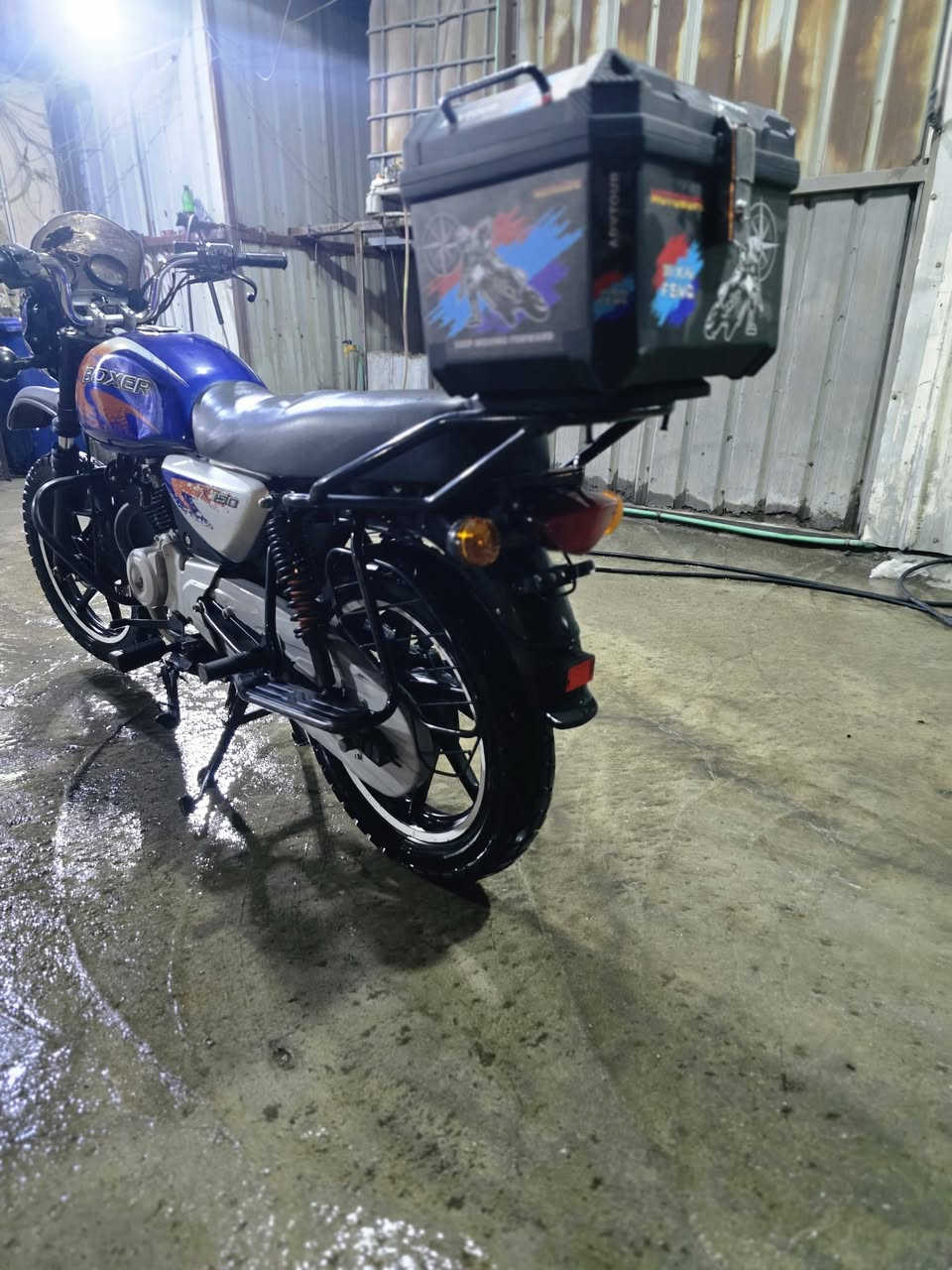 السلام. عليكم (بوكسر.موديل22) أوراق أصولي كامله)
مكفوله تنقيص وتبخير) كهربائيات كامله بشرط)الدراجه ناشفه) السعر مليون و250) الشراي أتصل وتدلل (عنوان بغداد زعفرانيه متواجد أوسيديه)رقم.***********
