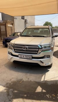 لاندكروزر VXS • ٥.٧ لتر V8 • ١١٥ ألف كم