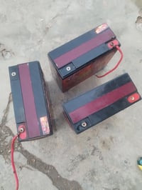 بطاريات للبيع يقرن 10سعر 50 //// 07806060684