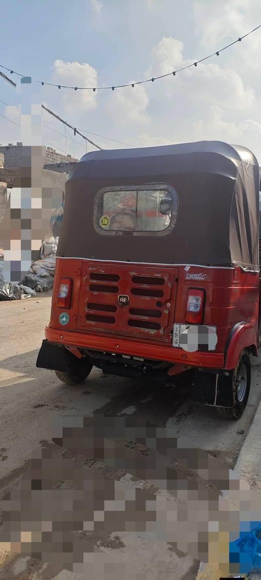 السلام عليكم تكتك للبيع 2017
التكتك جاهزه مكينه مامفتوحه  كهربائيات كلها شغال مابيها اي نقص 
السعر 1900 قفل الاستفسار  ***********
